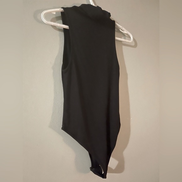 Zara Stretch Sleeveless black turtleneck bodysuit : SKIMS style material size S - Picture 7 of 8